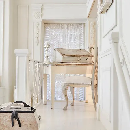Apartman The Stunning French Boudoir Of *