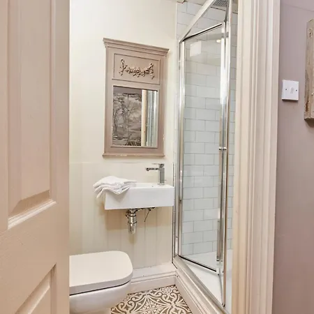 The Stunning French Boudoir Of Apartment Harrogate