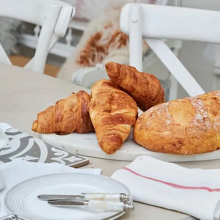 The Stunning French Boudoir Of Apartman *